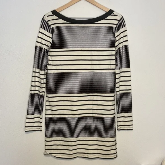 We The Free Stripe Long Sleeve Shirt Dress Size Small Black & White Urban - Picture 2 of 6